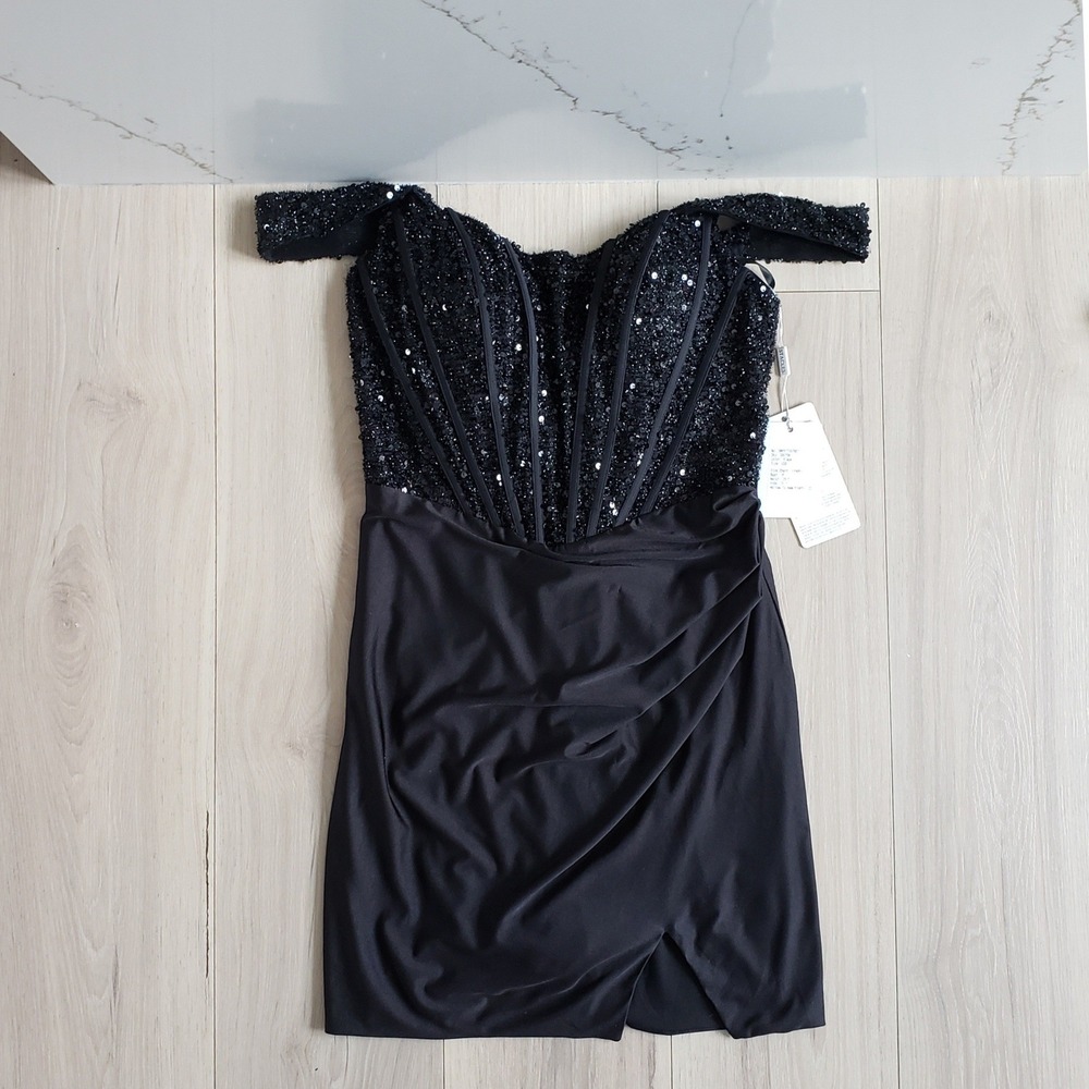 Stacees Dress Womens 8 Black Off Shoulder Beaded Mini Prom Cocktail NWT